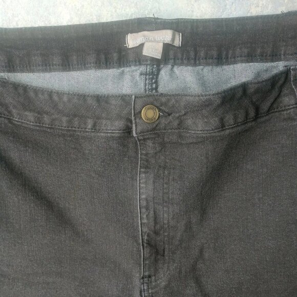 Woman Within 24W Black Denim Capri Jeans Button/Zip Close 2x/3x - Picture 2 of 8